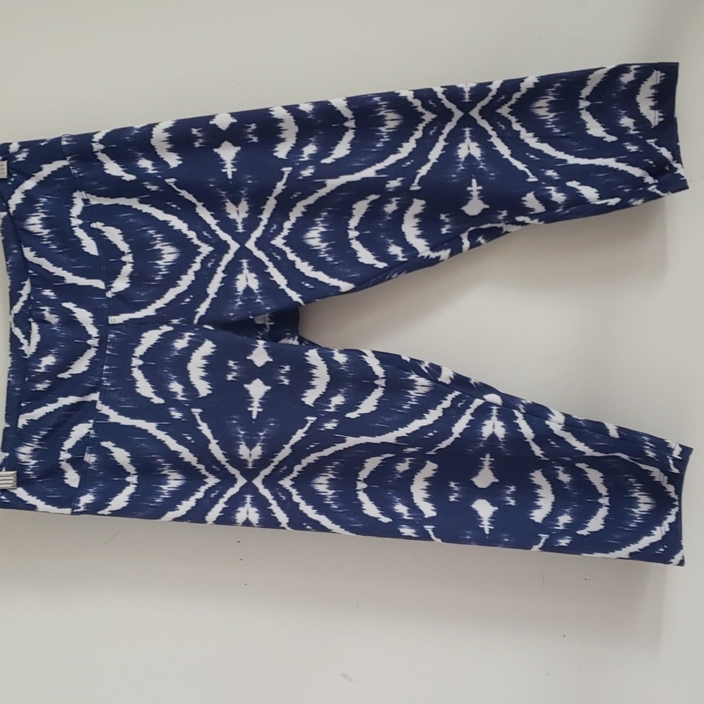 Balance Collection Midrise Capri Leggings Totem Ikat Women Size M
